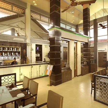 Palms Water Resort Kalyan Exterior photo